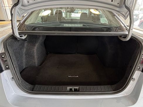 Used 2025 Nissan Versa SV image 30