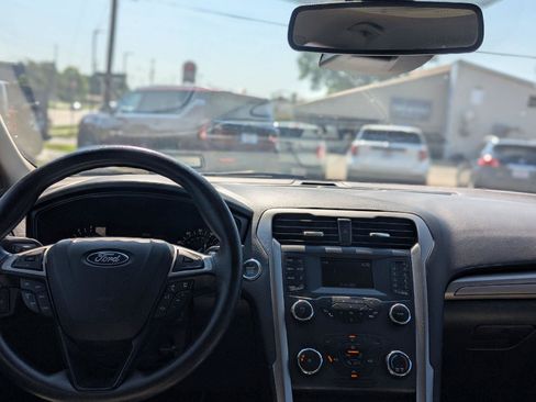 Used 2019 Ford Fusion S FWD image 13