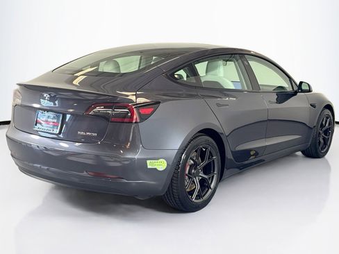 Used 2021 Tesla Model 3 Performance image 5