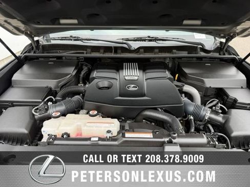 Used 2023 Lexus LX 600 4WD w/ Interior Upgrade Package image 10