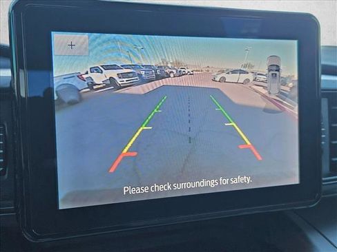 Used 2021 Ford Explorer XLT image 14