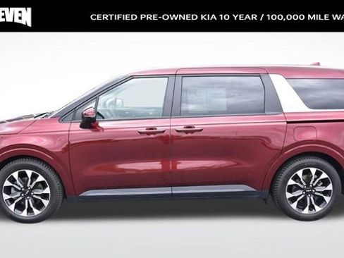 Used 2024 Kia Carnival EX FWD image 2