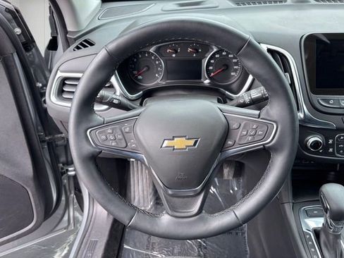 Used 2024 Chevrolet Equinox LT AWD/4WD image 16