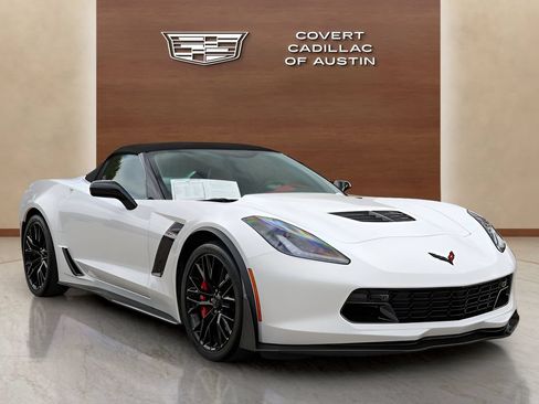 Used 2017 Chevrolet Corvette Z06 RWD image 6