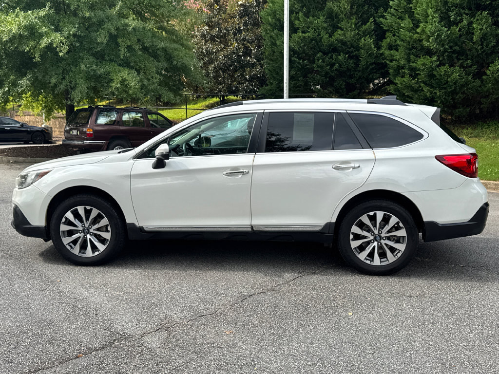 Used 2019 Subaru Outback 2.5i Touring w/ Popular Package #3A AWD/4WD image 11