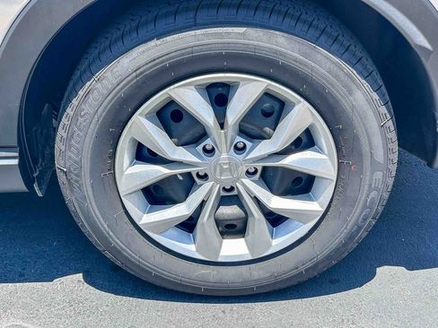 Used 2025 Honda CR-V LX image 12