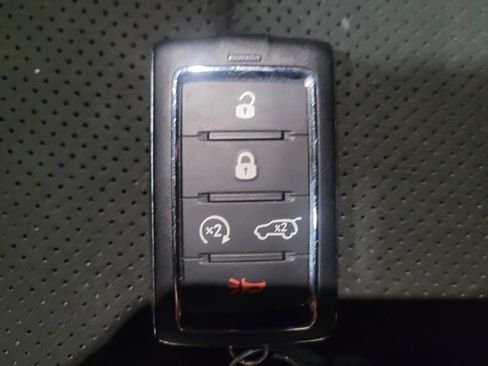 Used 2022 Jeep Grand Cherokee Trailhawk w/ Advanced Protech Group II AWD/4WD image 32