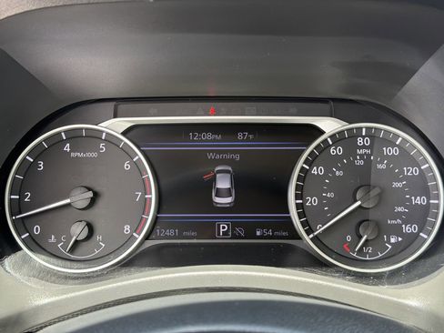 Used 2024 Nissan Sentra SR FWD image 30