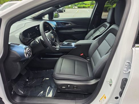 New 2026 Chevrolet Equinox EV LT AWD/4WD image 20