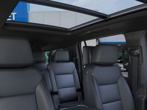 New 2026 Chevrolet Suburban Z71 AWD/4WD image 24