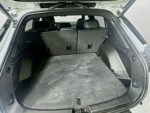 Used 2025 Chevrolet Equinox EV LT w/ Convenience Package image 28