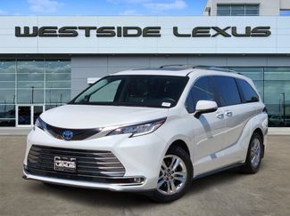 Used 2022 Toyota Sienna Limited AWD/4WD video 1