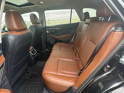 Used 2022 Subaru Outback Touring XT AWD/4WD image 32