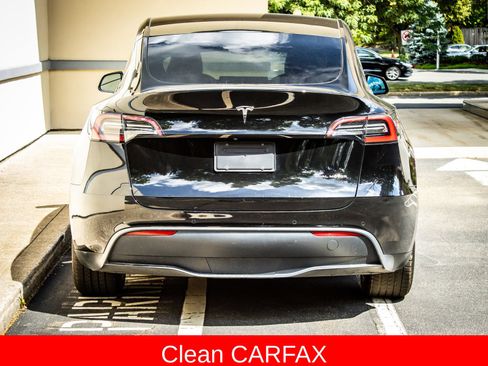 Used 2022 Tesla Model Y Long Range AWD/4WD image 6
