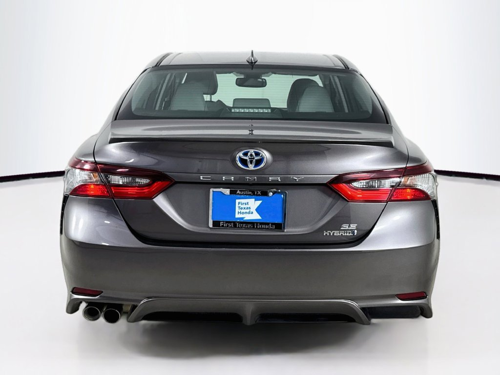 Used 2022 Toyota Camry SE w/ Audio Upgrade Package FWD image 7