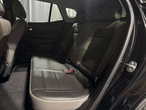 Used 2025 Chevrolet Trax ACTIV w/ Driver Confidence Package FWD image 22