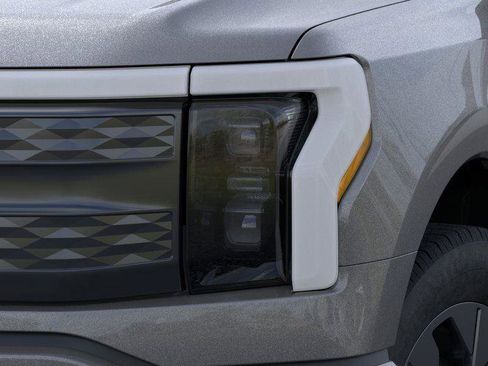 New 2025 Ford F150 Lightning Lariat image 18