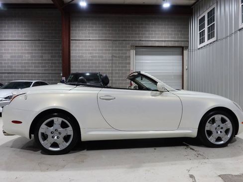 Used 2005 Lexus SC 430 Convertible RWD image 6