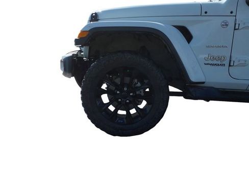 Used 2020 Jeep Wrangler Unlimited Sahara w/ LED Lighting Group AWD/4WD image 14