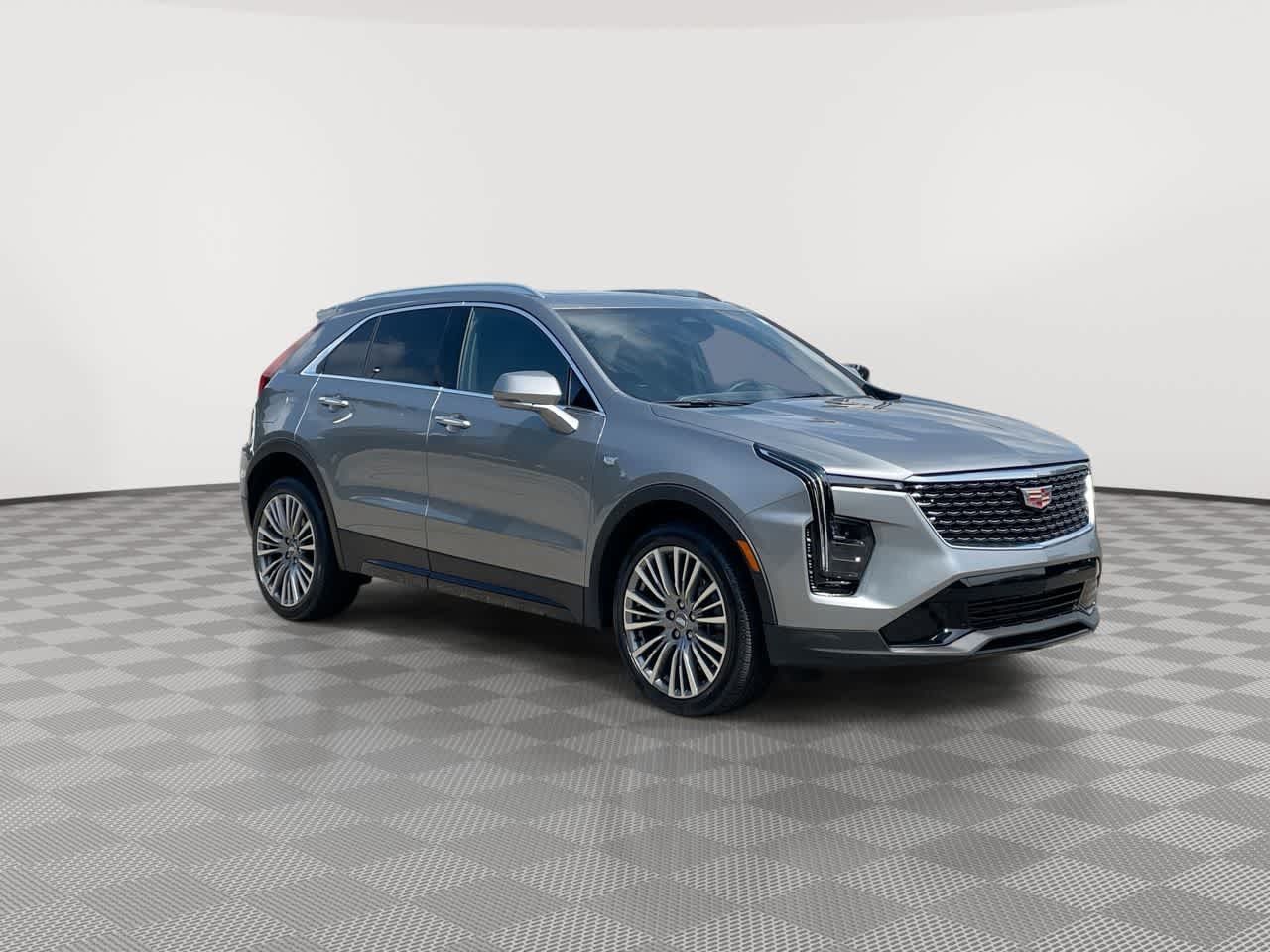 Certified 2024 Cadillac XT4 Premium Luxury AWD/4WD image 2