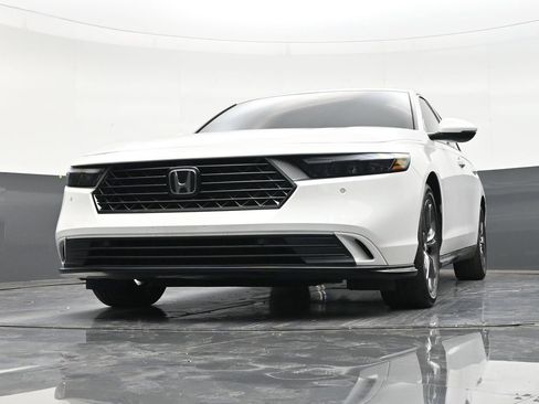 Used 2025 Honda Accord EX-L image 28