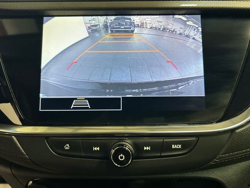 Used 2023 Buick Encore GX Select w/ Sport Touring Package FWD image 5