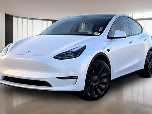 Used 2023 Tesla Model Y Performance AWD/4WD image 1
