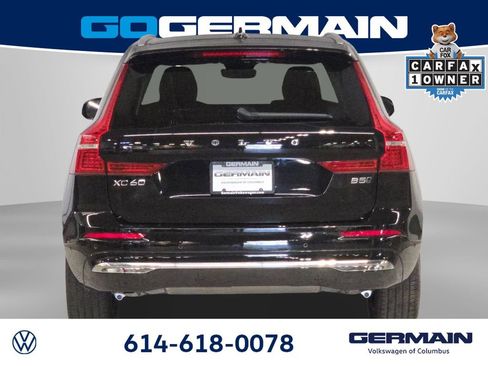 Used 2023 Volvo XC60 B5 Plus AWD/4WD image 10