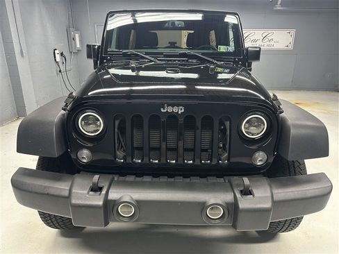 Used 2018 Jeep Wrangler Unlimited Sport S image 10