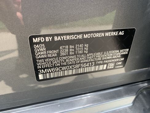 Certified 2025 BMW 330i Sedan w/ Premium Package image 37