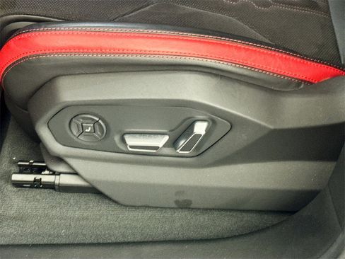 Used 2024 Lamborghini Urus S image 21