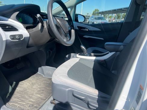 Used 2017 Chevrolet Bolt LT FWD image 11