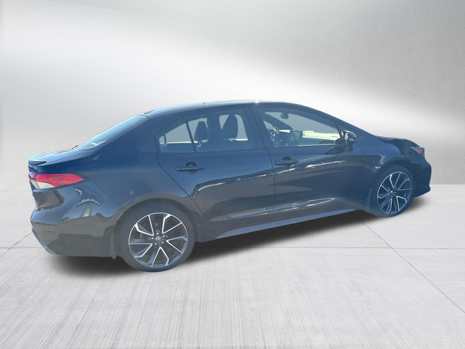 Used 2022 Toyota Corolla SE FWD image 8