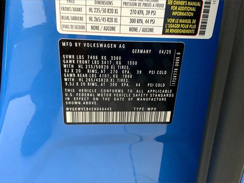 New 2025 Volkswagen ID. Buzz Pro S Plus image 14