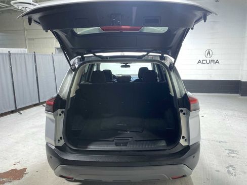 Used 2023 Nissan Rogue SV FWD image 19