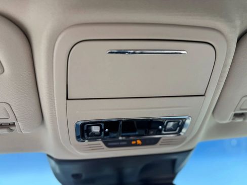 Used 2022 Lincoln Corsair AWD w/ Equipment Group 101A image 33