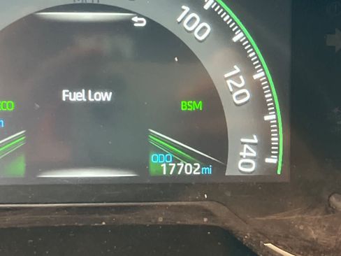 Used 2023 Toyota RAV4 XLE FWD image 23
