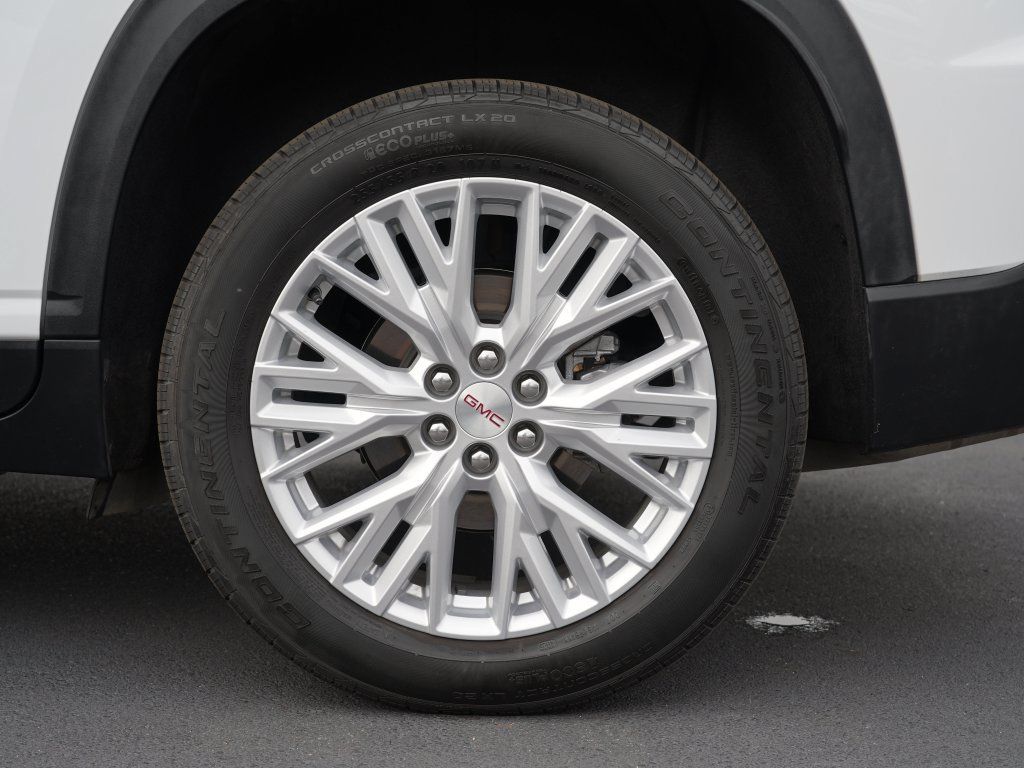 Certified 2026 GMC Acadia Elevation w/ Elevation Premium Package AWD/4WD image 33
