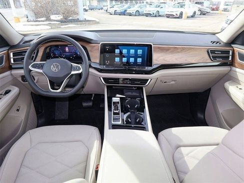 New 2026 Volkswagen Atlas SE image 19