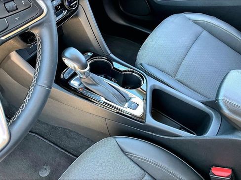 Used 2022 Buick Encore GX Select w/ Sport Touring Package FWD image 14