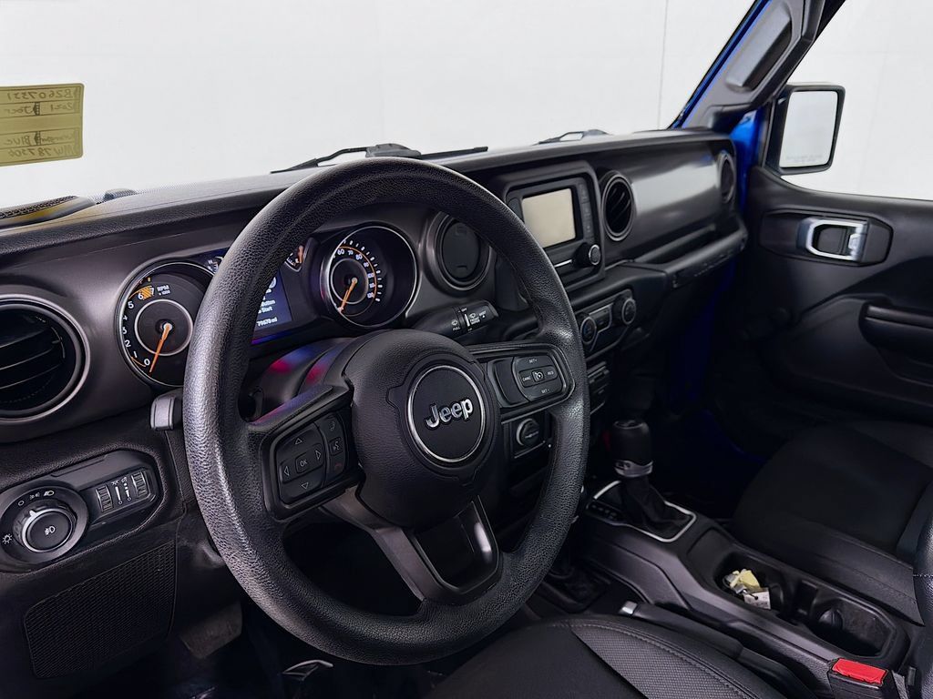 Used 2021 Jeep Wrangler Unlimited Sport AWD/4WD image 10