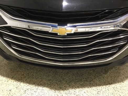 Used 2023 Chevrolet Malibu LT FWD image 25