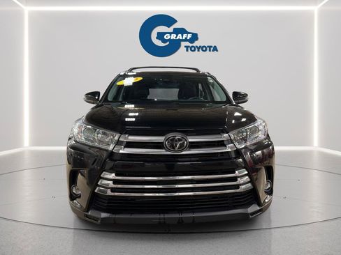 Used 2019 Toyota Highlander Limited w/ Protection Package #3 AWD/4WD image 2