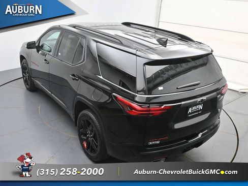 Used 2023 Chevrolet Traverse Premier w/ Redline Edition AWD/4WD image 31