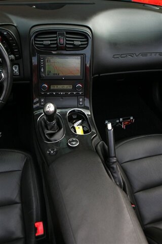 Used 2013 Chevrolet Corvette 427 w/ 1SB Preferred Equipment Group RWD image 29