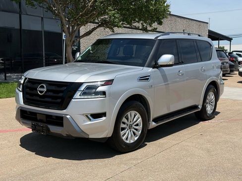 Used 2021 Nissan Armada SV RWD image 3
