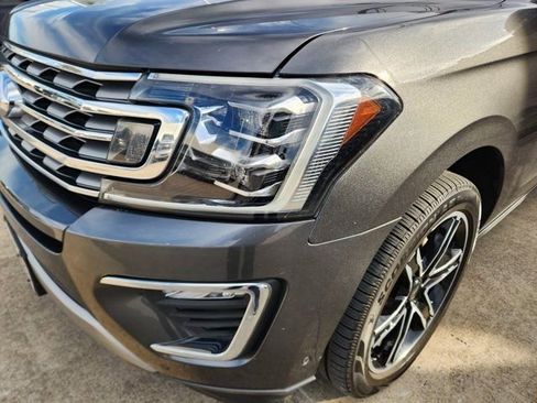 Used 2020 Ford Expedition Max Limited w/ Texas Edition Package image 6