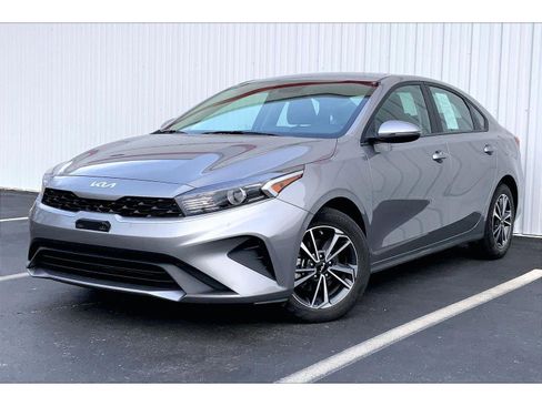 Used 2024 Kia Forte LXS w/ LXS Technology Package image 1