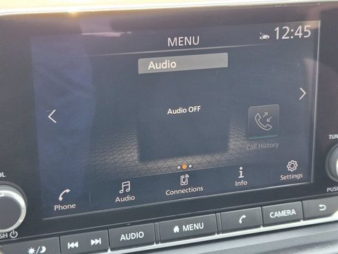 Used 2024 Nissan Rogue SV FWD image 17