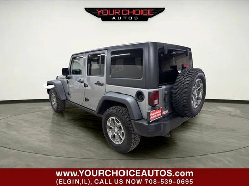 Used 2017 Jeep Wrangler Unlimited Rubicon w/ Connectivity Group AWD/4WD image 3